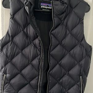 Patagonia Black Quilted Vest